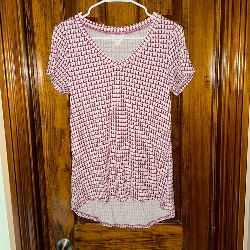 LuLaRoe V-Neck Shirt Purple & White XXS